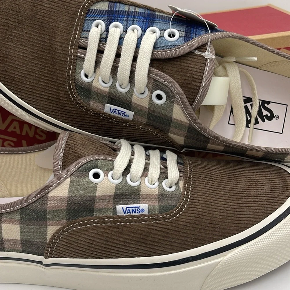 Authentic 44 D
Anaheim Factory 0g Cord/Pewter
VN000581NU Sneakers - Picture 15 of 16